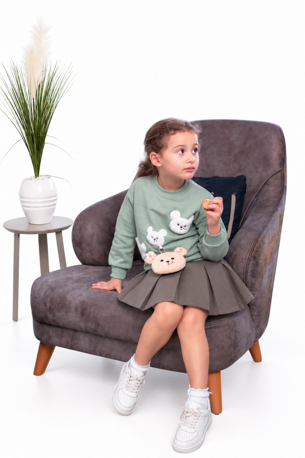 Maglia in Cotone, Gonna Plissé & Pupazzetto Pochette