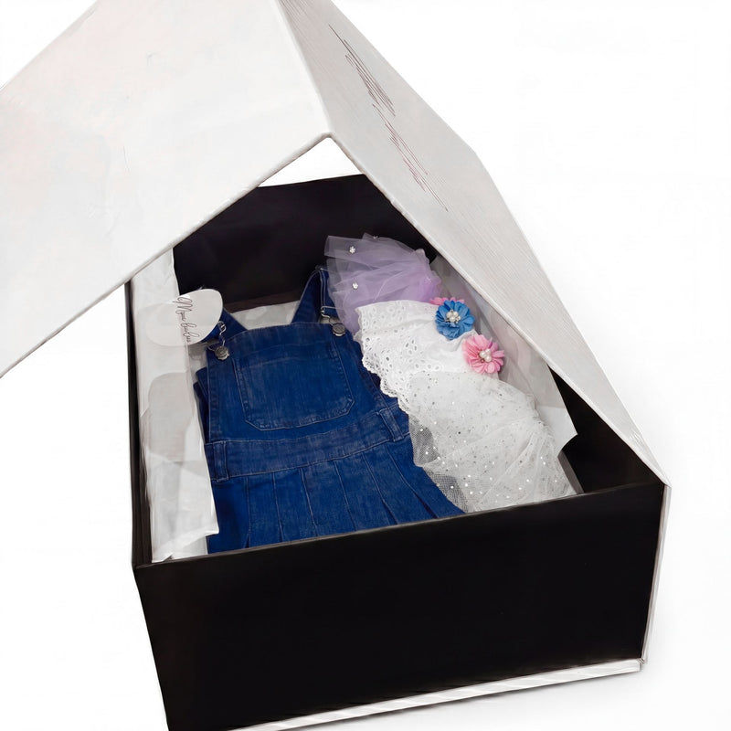 Salopette in Denim con spalline intercambiabili – Piccole Storie da Indossare